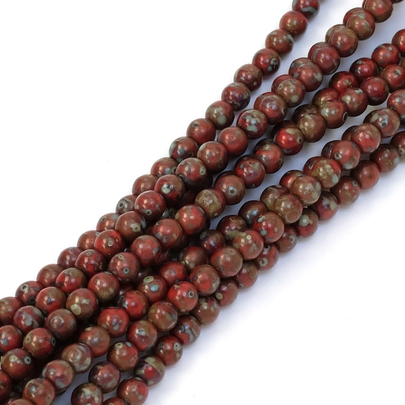 Fil de perles de Bohème rondes 4mm bordeaux tacheté