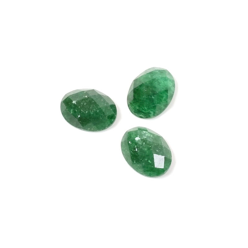 Cabochon pierre naturelle Ovale facetté 6 x 8mm Aventurine