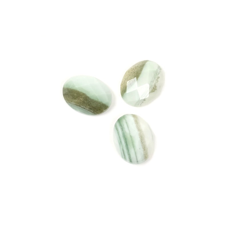 Cabochon pierre naturelle Ovale facetté 6 x 8mm Agate rayée verte