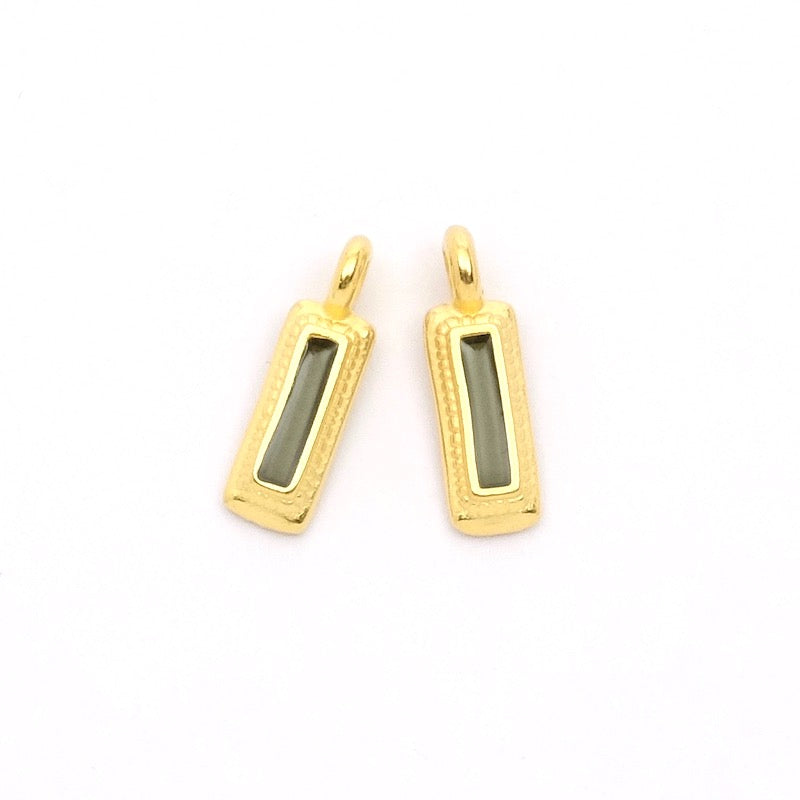 2 petits Pendentifs rectangle ethnique émaillé Noir doré 24K