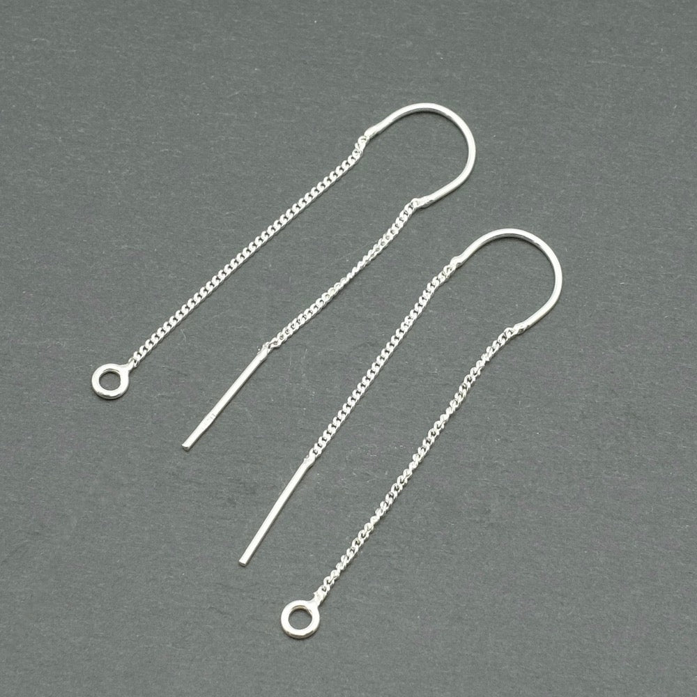 Une paire de boucles d'oreilles chaine pendante en argent 925