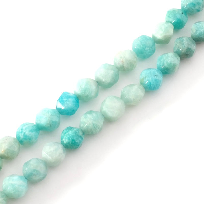 Fil de perles naturelles polygones facettées 8mm en Amazonite