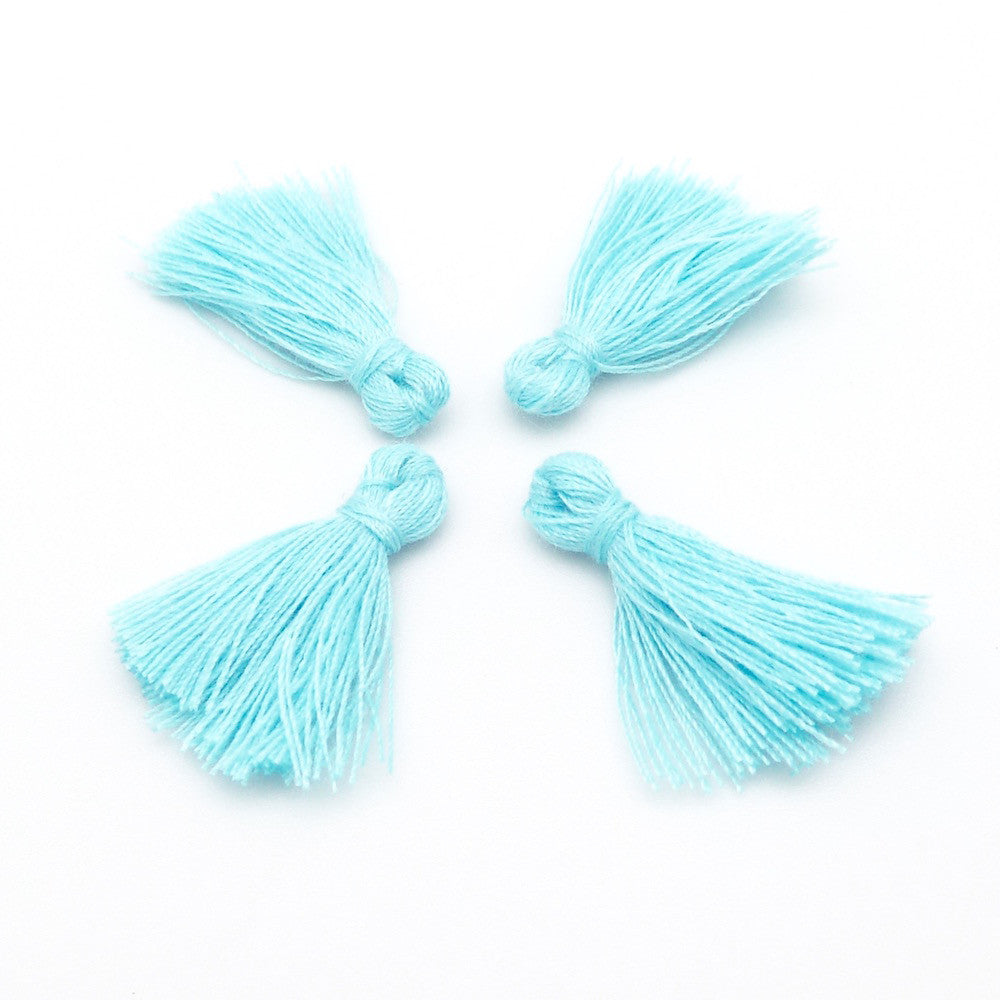 Lot de 4 Petits Pompons en coton 25mm Bleu pastel